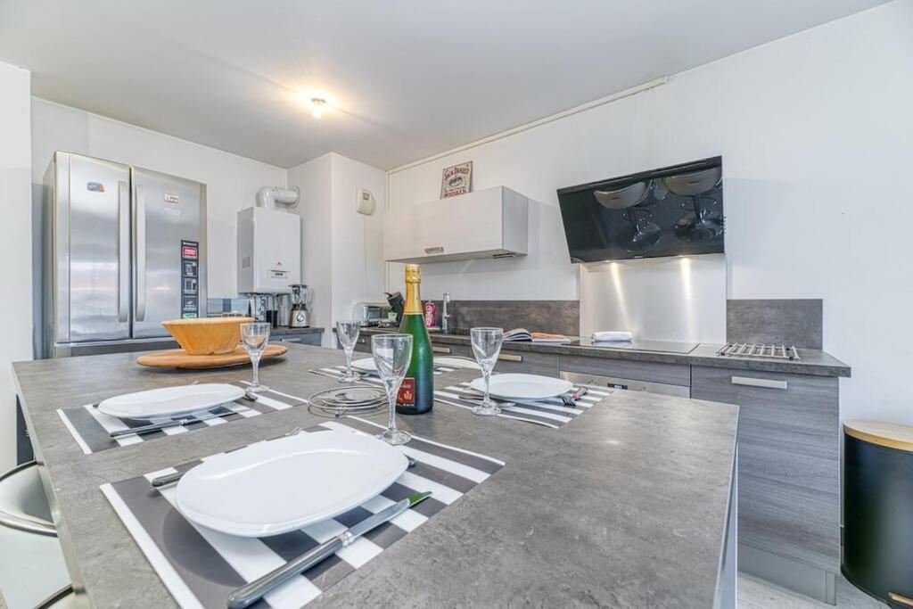 Bel Appartement-Garage Prive-Balcon-Wifi Fibre Rhut Ngoại thất bức ảnh